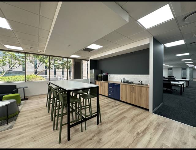 552M² OFFICE TO LET IN SANDTON CENTRAL